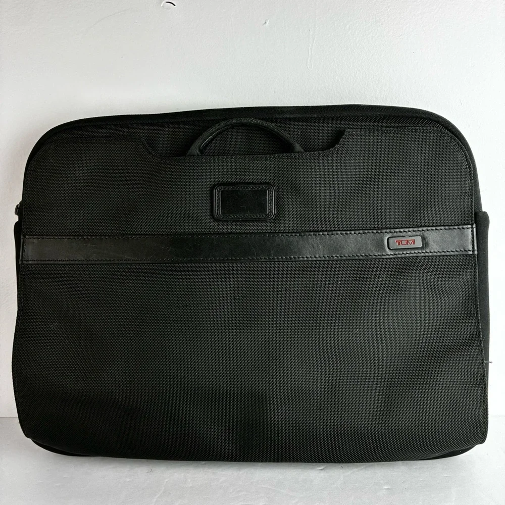 Tumi Laptop Bag Business Briefcase Attaché Case #26156DH